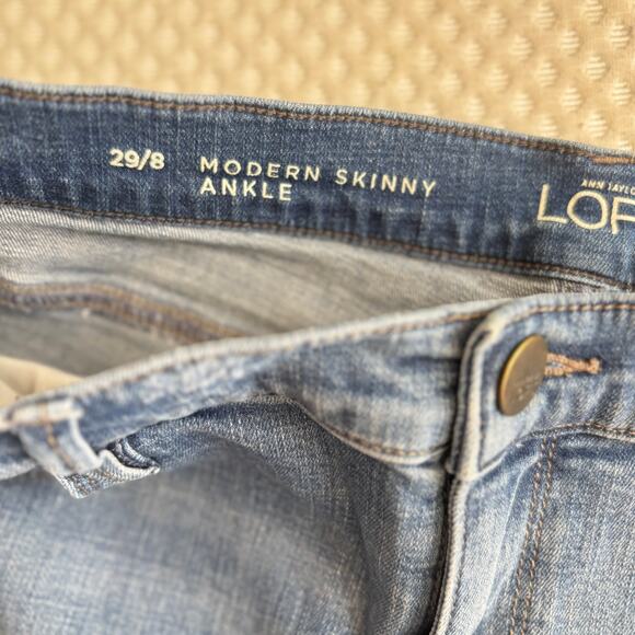LOFT Modern Skinny Ankle Jeans 29 8 Light Wash Distressed - Picture 3 of 4